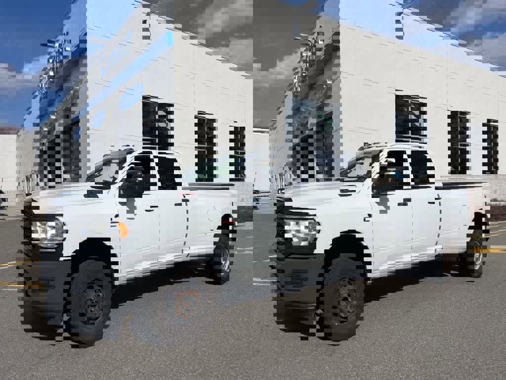 Used 2023 RAM 3500 Tradesman image 1