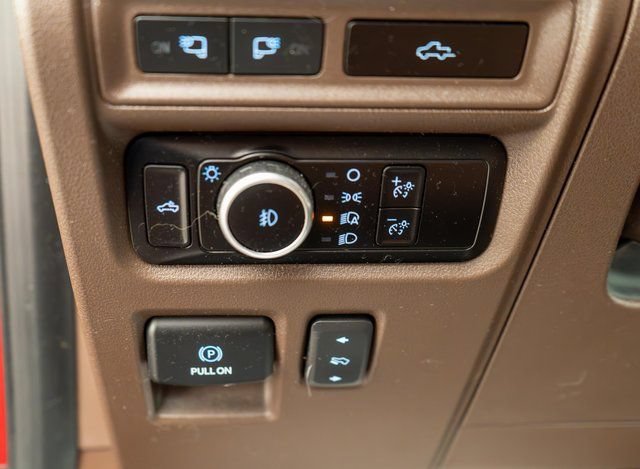 Used 2023 Ford F150 King Ranch w/ Equipment Group 601A High AWD/4WD image 23