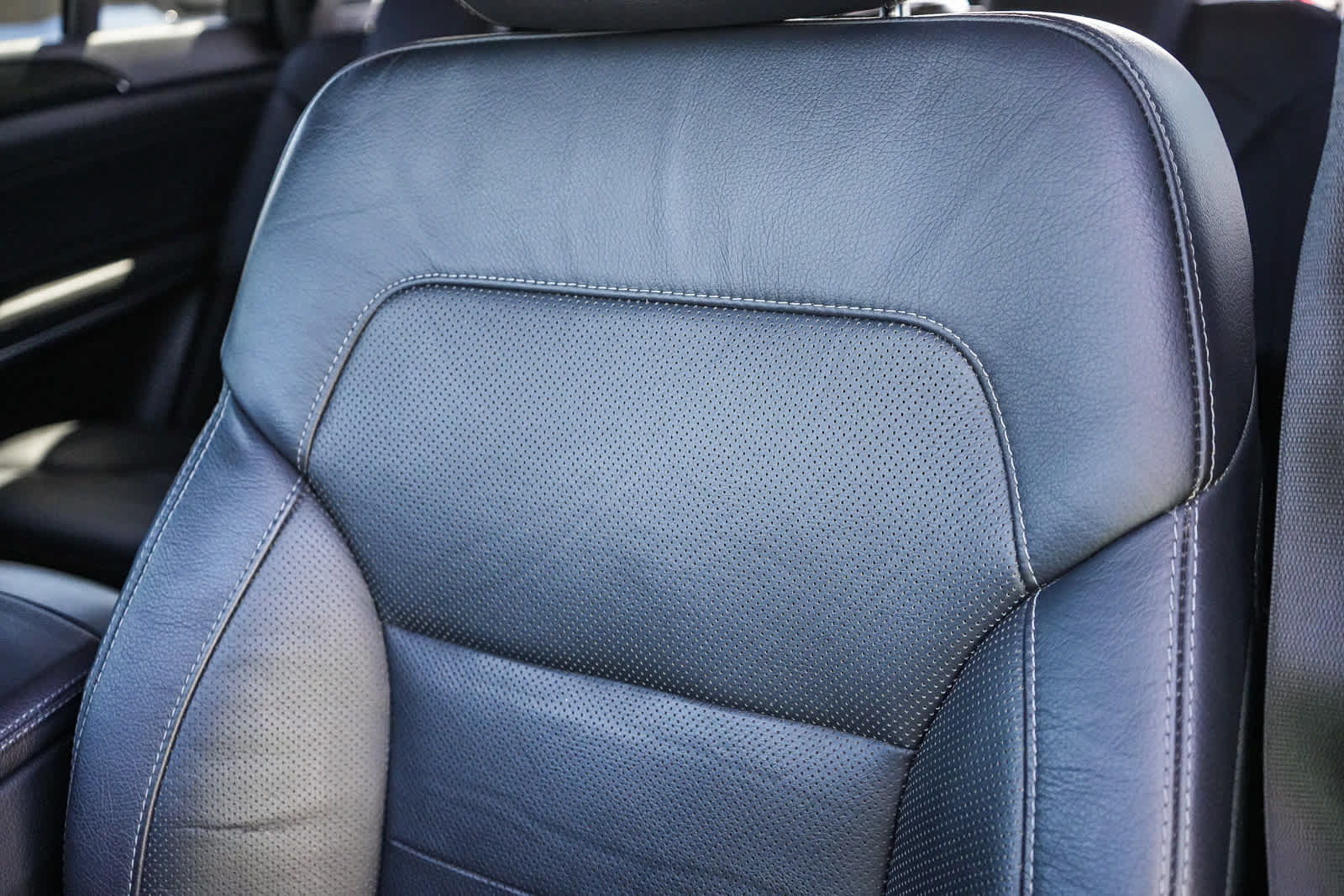Used 2019 Mercedes-Benz GLS 550 4MATIC image 26