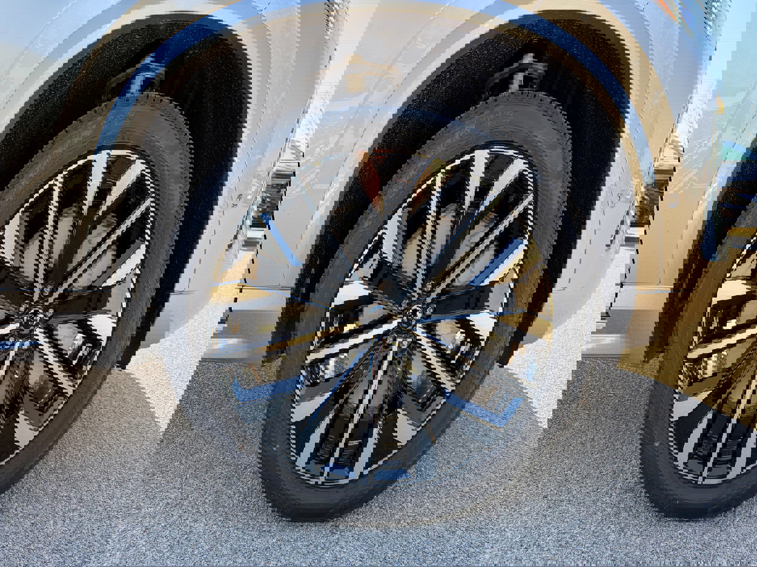 New 2026 Volvo XC90 T8 Plus w/ Protection Package Premier image 7