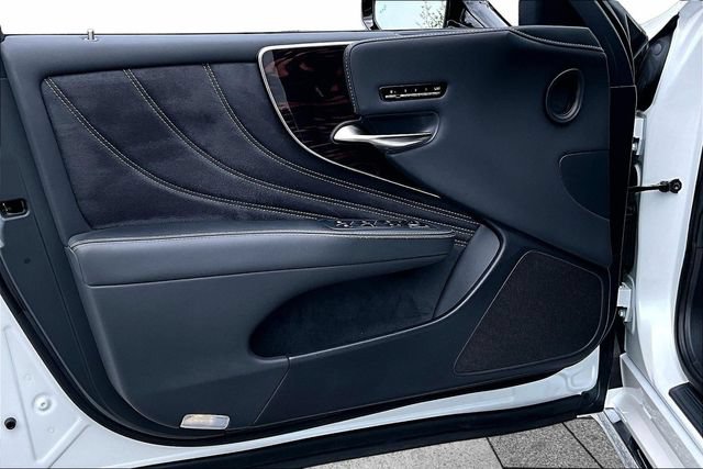 Used 2023 Lexus LS 500 AWD w/ Luxury Package image 23