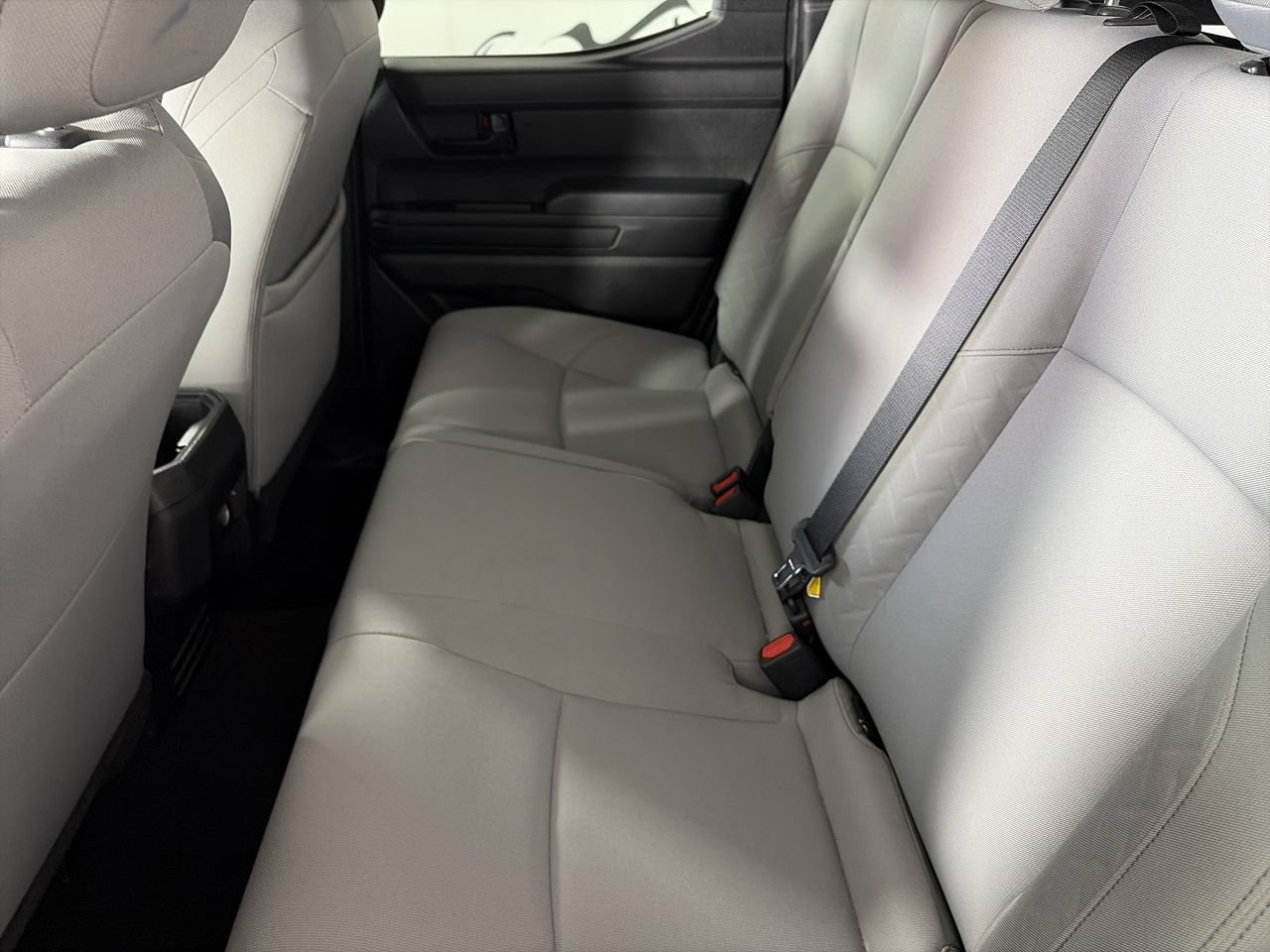 Used 2025 Toyota Tacoma SR5 AWD/4WD image 23