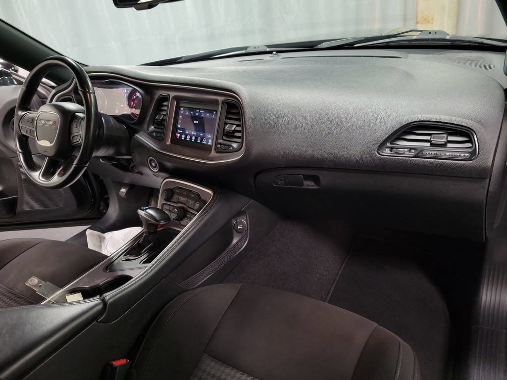 Used 2022 Dodge Challenger GT AWD/4WD image 30