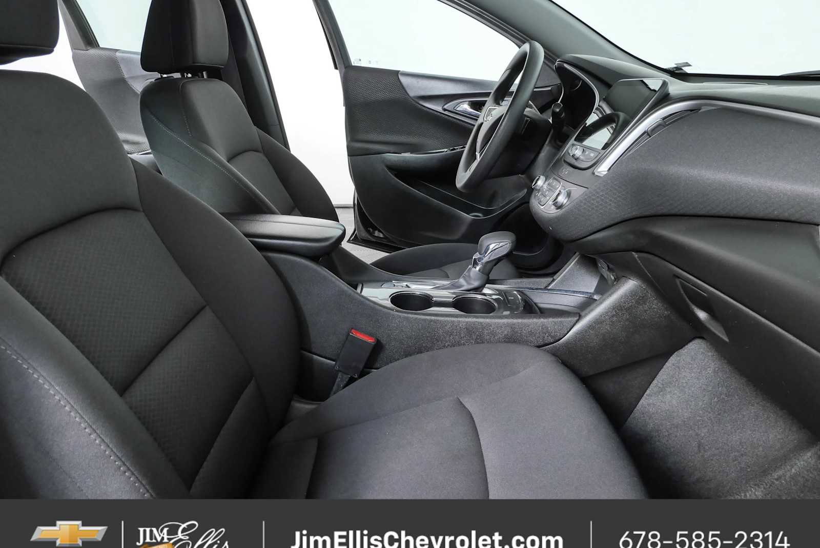 Used 2023 Chevrolet Malibu LT FWD image 18