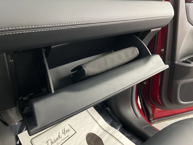 Used 2025 Honda Pilot Touring image 39