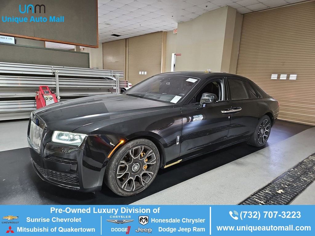 Used 2022 Rolls-Royce Ghost Black Badge image 1