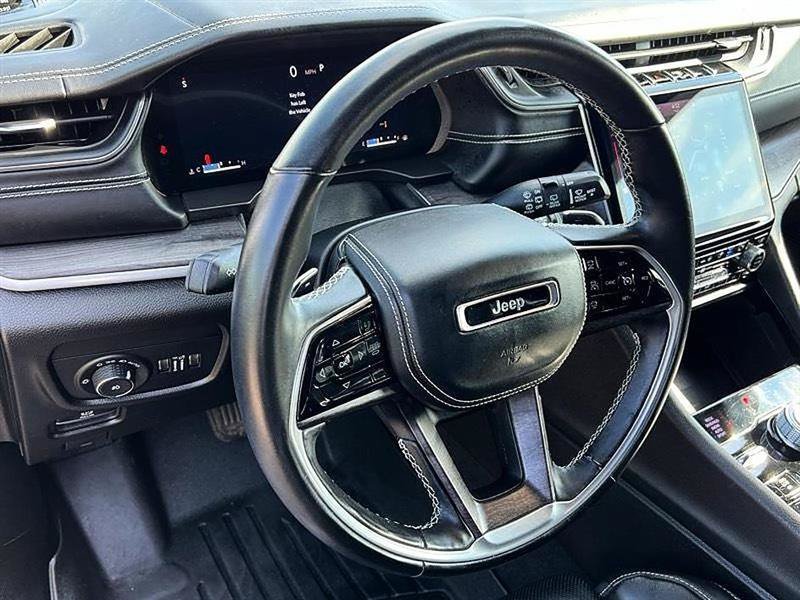 Used 2021 Jeep Grand Cherokee L Overland w/ Luxury Tech Group IV AWD/4WD image 15