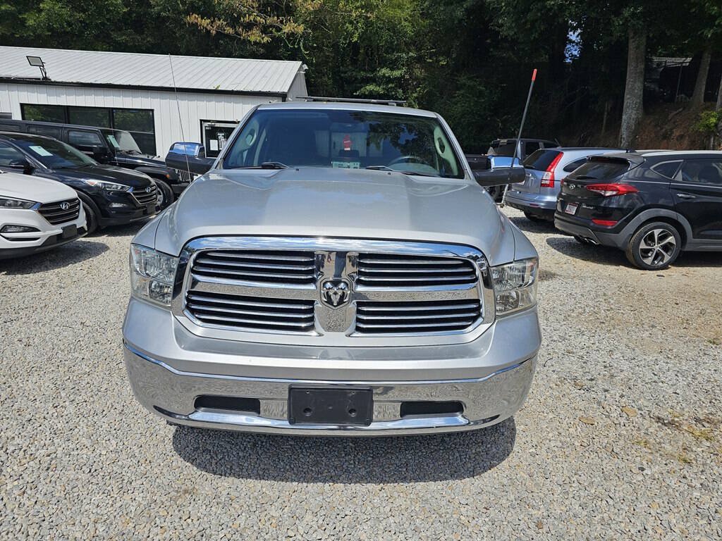 Used 2016 RAM 1500 Classic SLT AWD/4WD image 4
