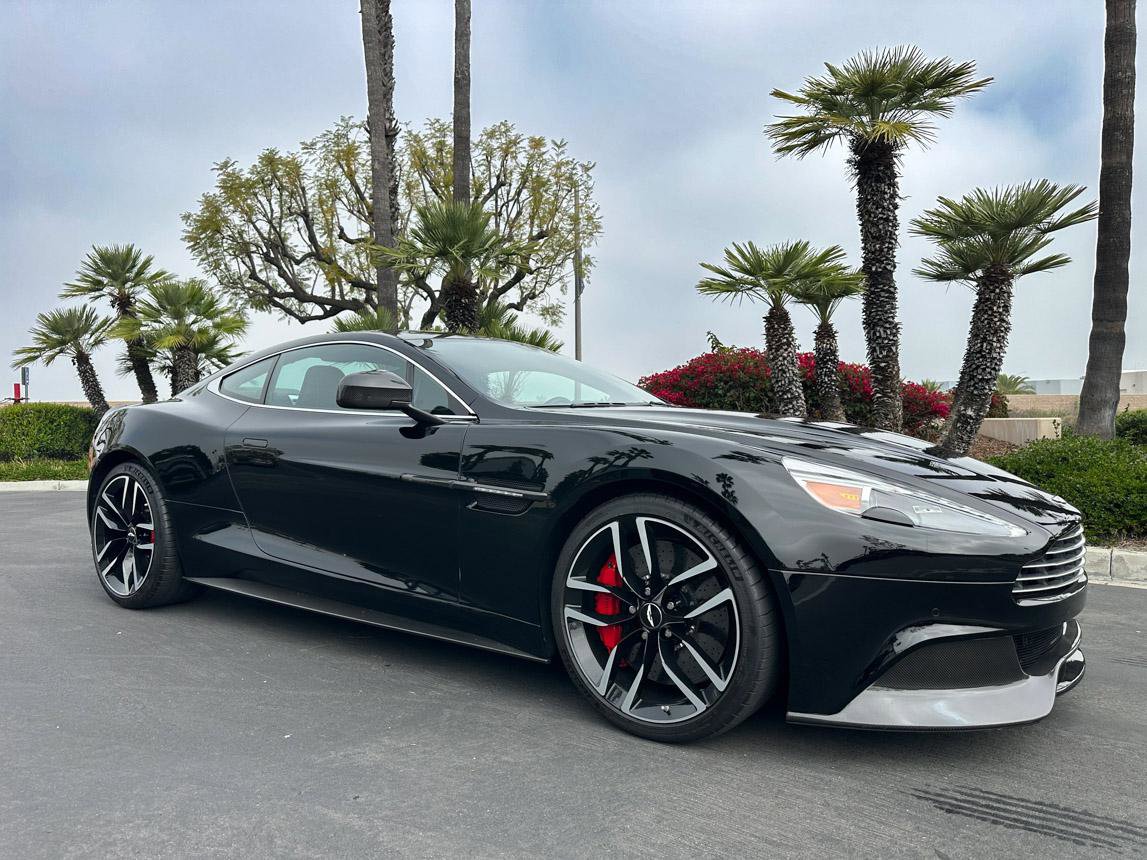 Used 2016 Aston Martin Vanquish Coupe RWD image 3
