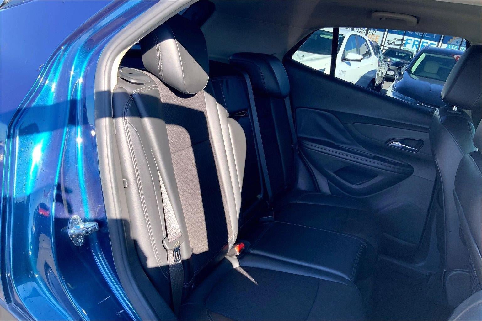 Used 2019 Buick Encore Preferred AWD/4WD image 21