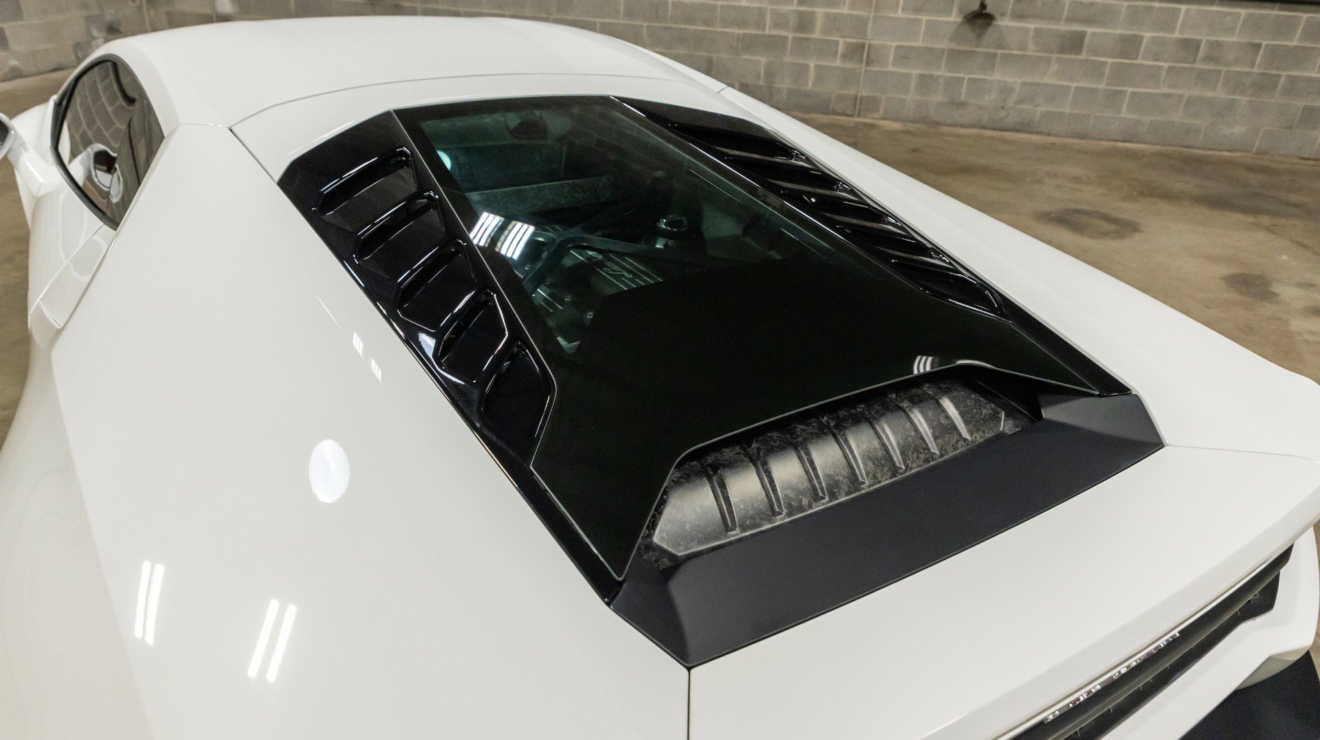 Used 2016 Lamborghini Huracan LP 610-4 image 27