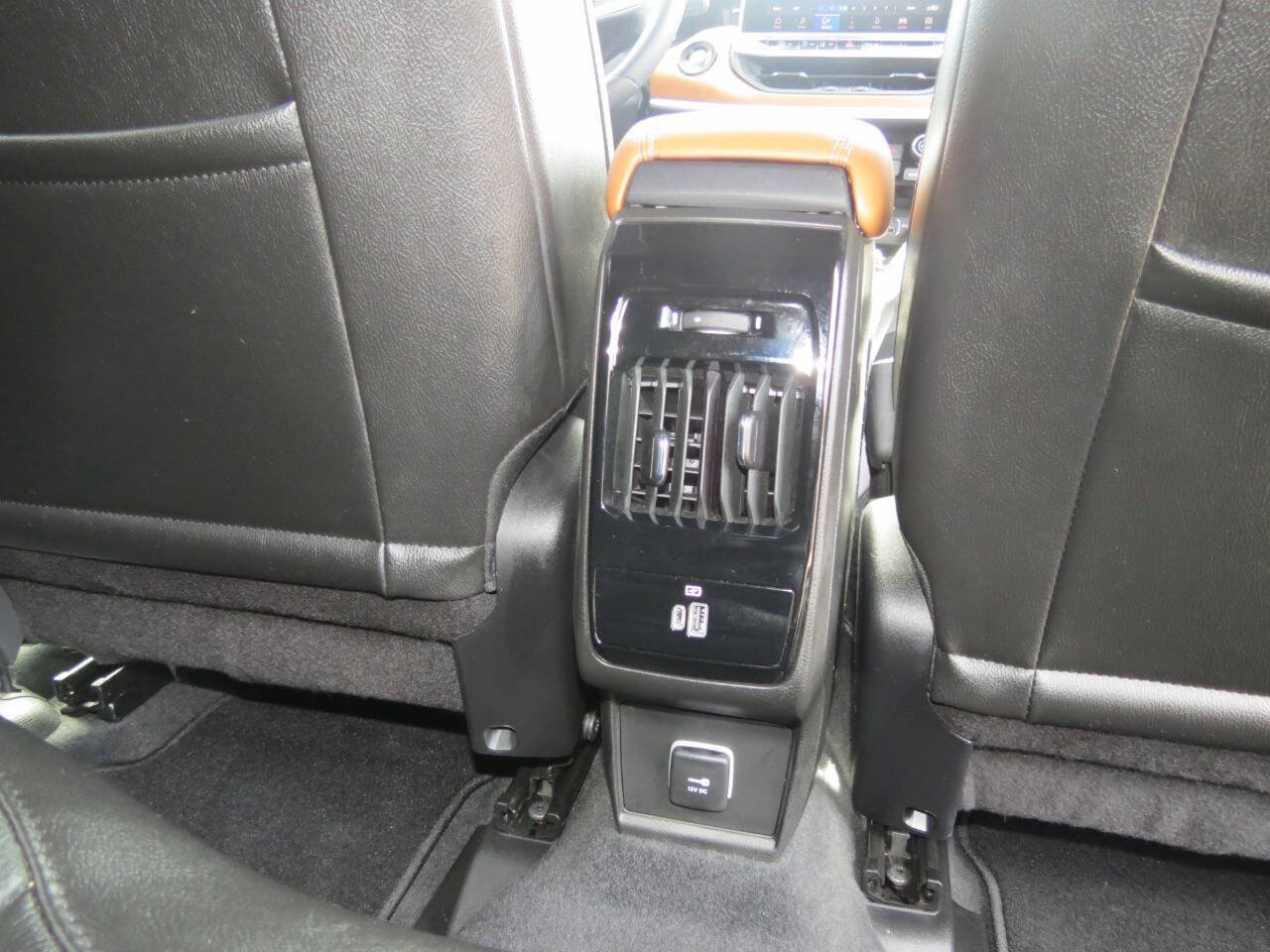Used 2024 Jeep Compass Limited w/ Elite Group AWD/4WD image 16