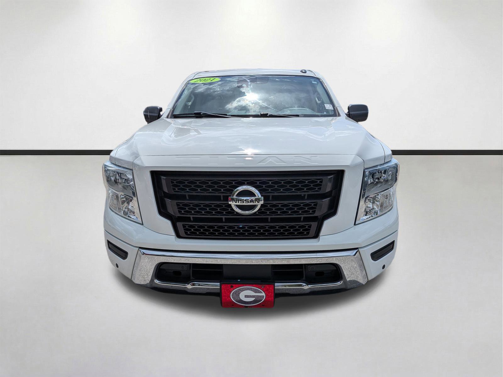 Used 2021 Nissan Titan SV w/ SV Convenience Package image 9