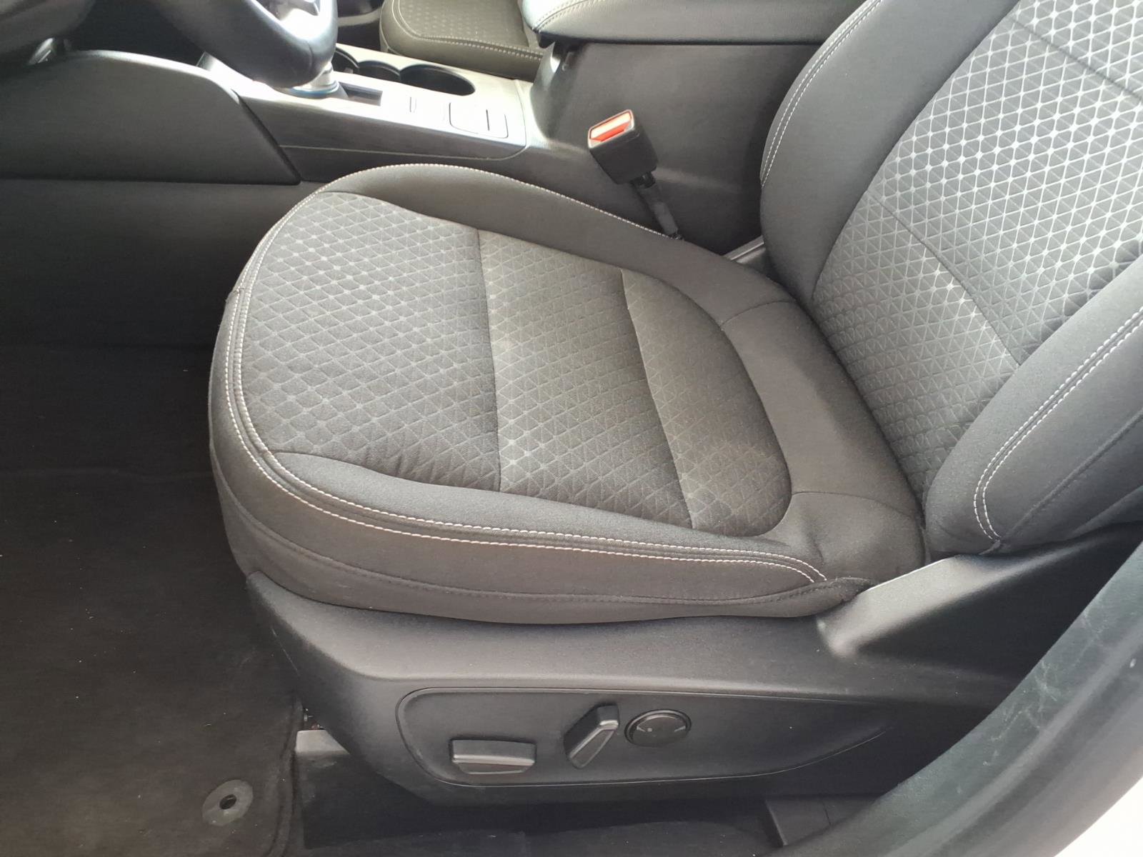Used 2024 Ford Escape Active AWD/4WD image 6