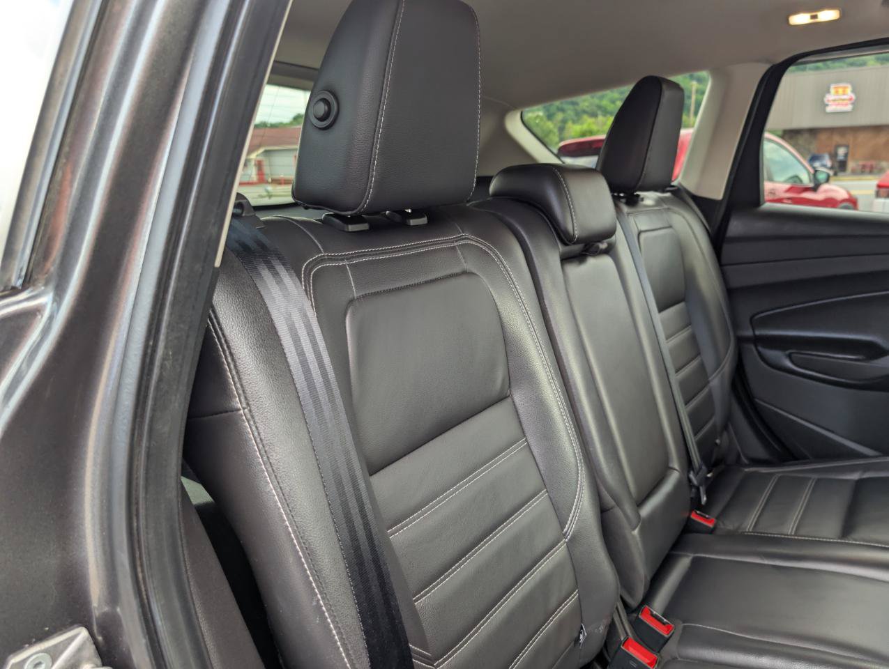 Used 2019 Ford Escape Titanium AWD/4WD image 49