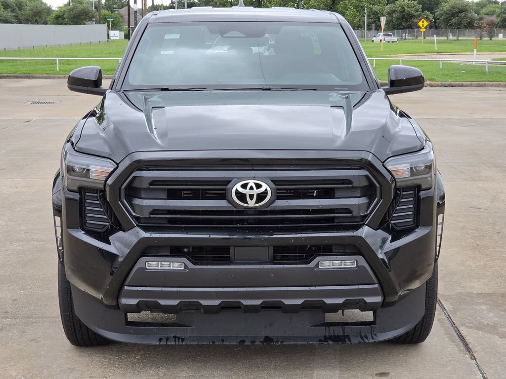 Used 2024 Toyota Tacoma SR5 AWD/4WD image 3