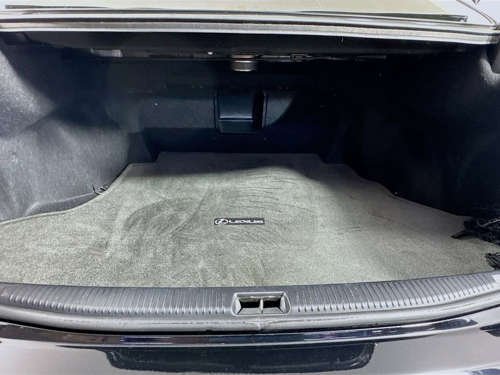 Used 2005 Lexus ES 330 image 29