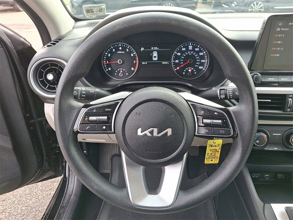 Used 2023 Kia Forte LXS w/ LXS Technology Package image 19