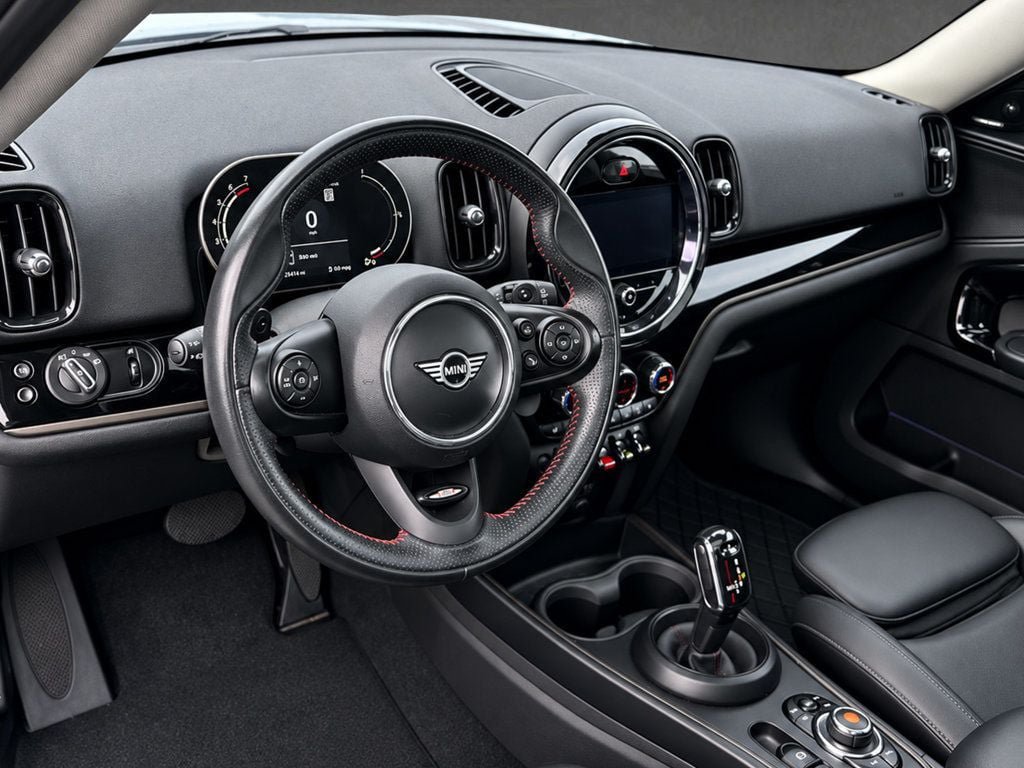 Used 2021 MINI Cooper Countryman S w/ Premium Package AWD/4WD image 3