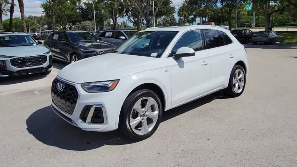 Certified 2024 Audi Q5 2.0T Premium Plus AWD/4WD image 4