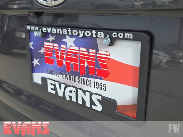 Used 2025 Toyota RAV4 XLE AWD/4WD image 30