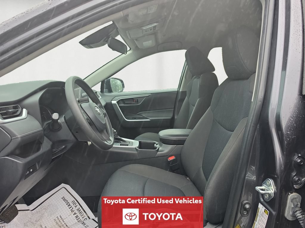 Certified 2024 Toyota RAV4 LE AWD/4WD image 11