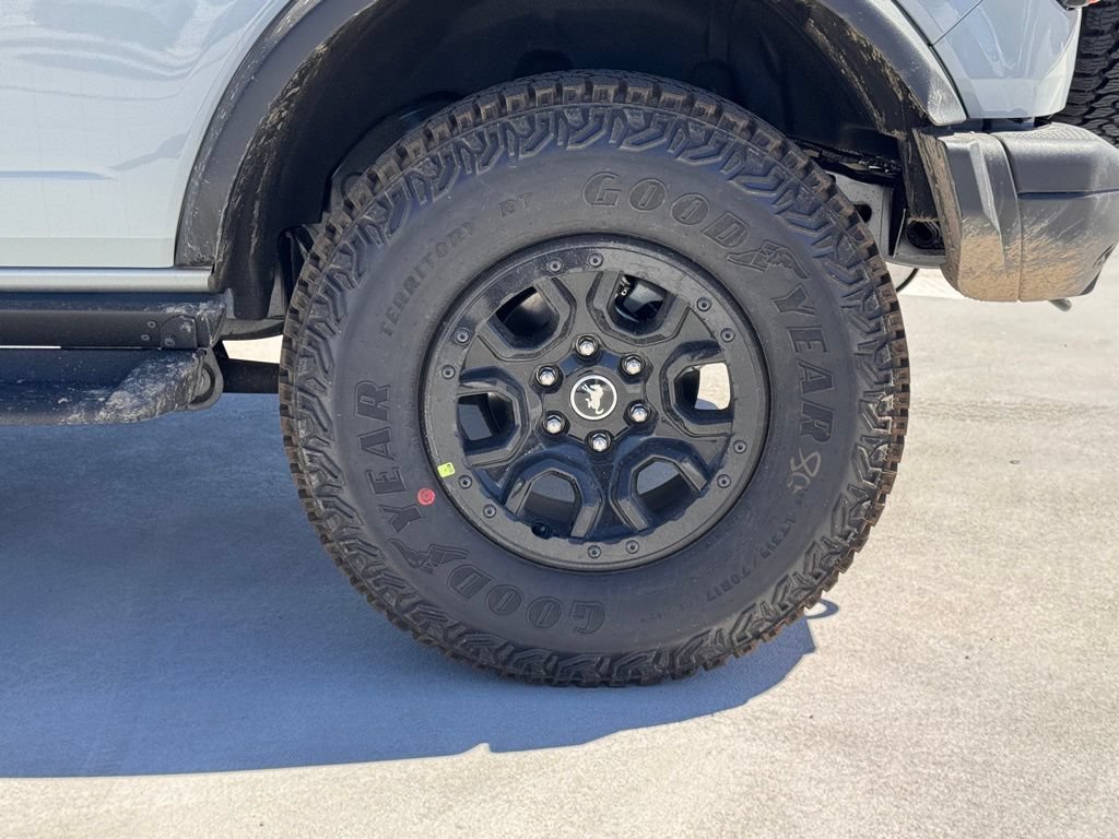 New 2026 Ford Bronco Badlands AWD/4WD image 16