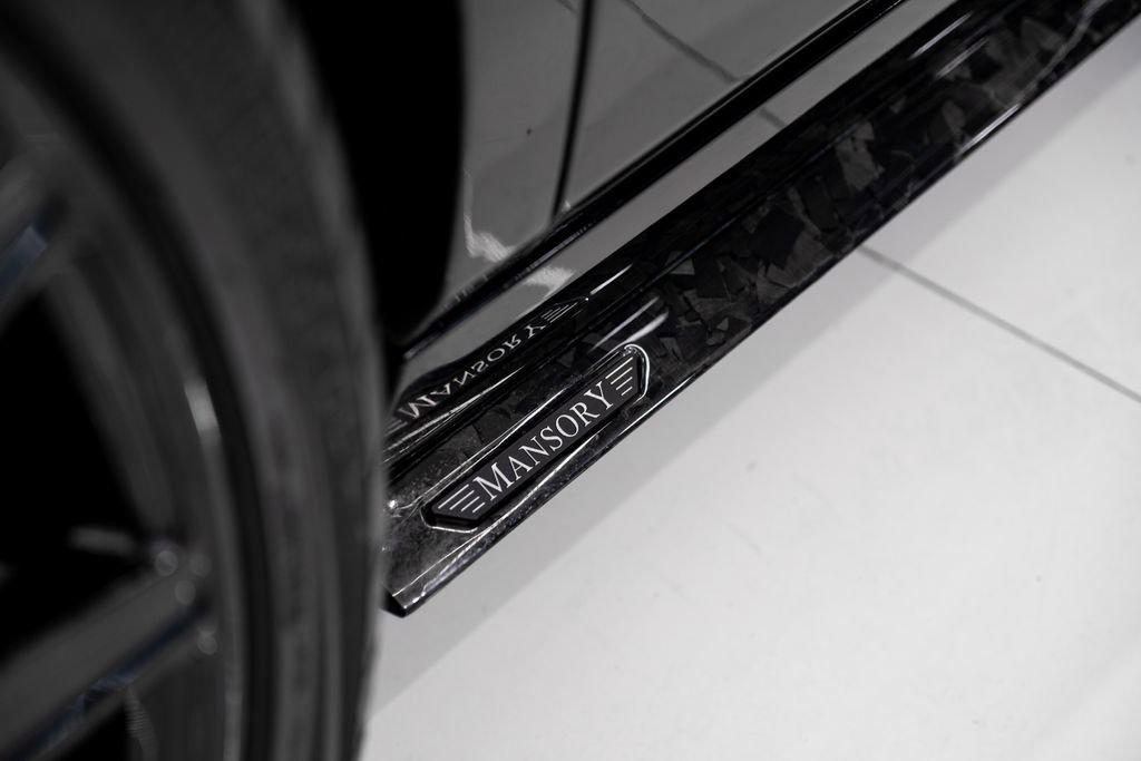 Used 2023 Rolls-Royce Phantom Sedan w/ The Phantom Package image 31