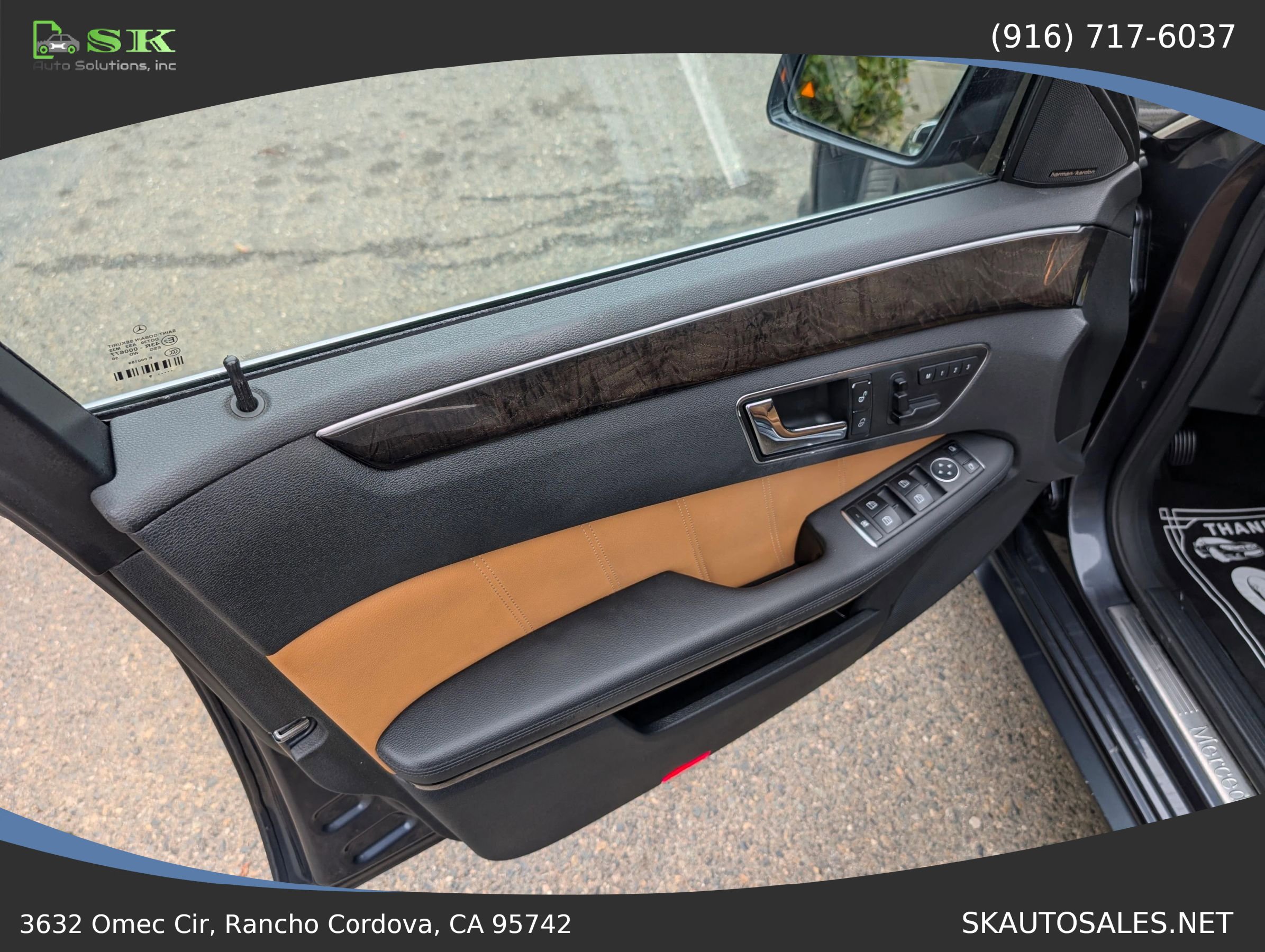 Used 2010 Mercedes-Benz E 550 Sedan image 36