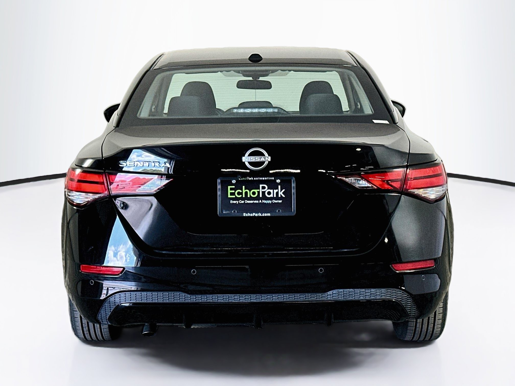 Used 2025 Nissan Sentra SV FWD image 7