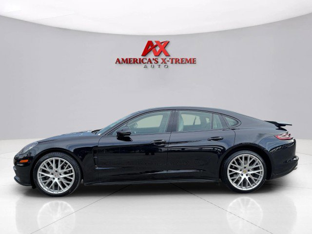 Used 2017 Porsche Panamera image 2