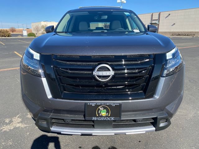 New 2025 Nissan Pathfinder SL image 9