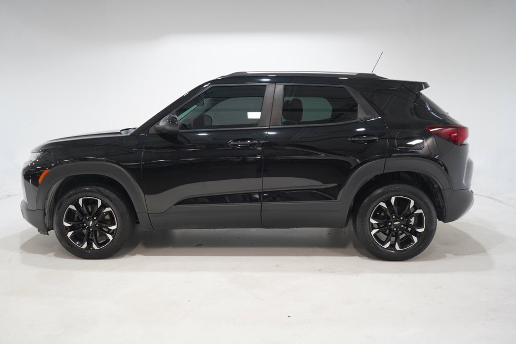 Used 2022 Chevrolet TrailBlazer LT w/ Convenience Package AWD/4WD image 4