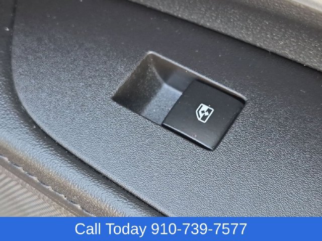 Used 2015 Chevrolet Equinox LS FWD image 32