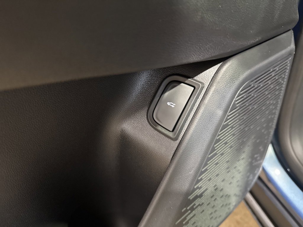 New 2026 Chevrolet Equinox LT w/ Convenience Package II image 22