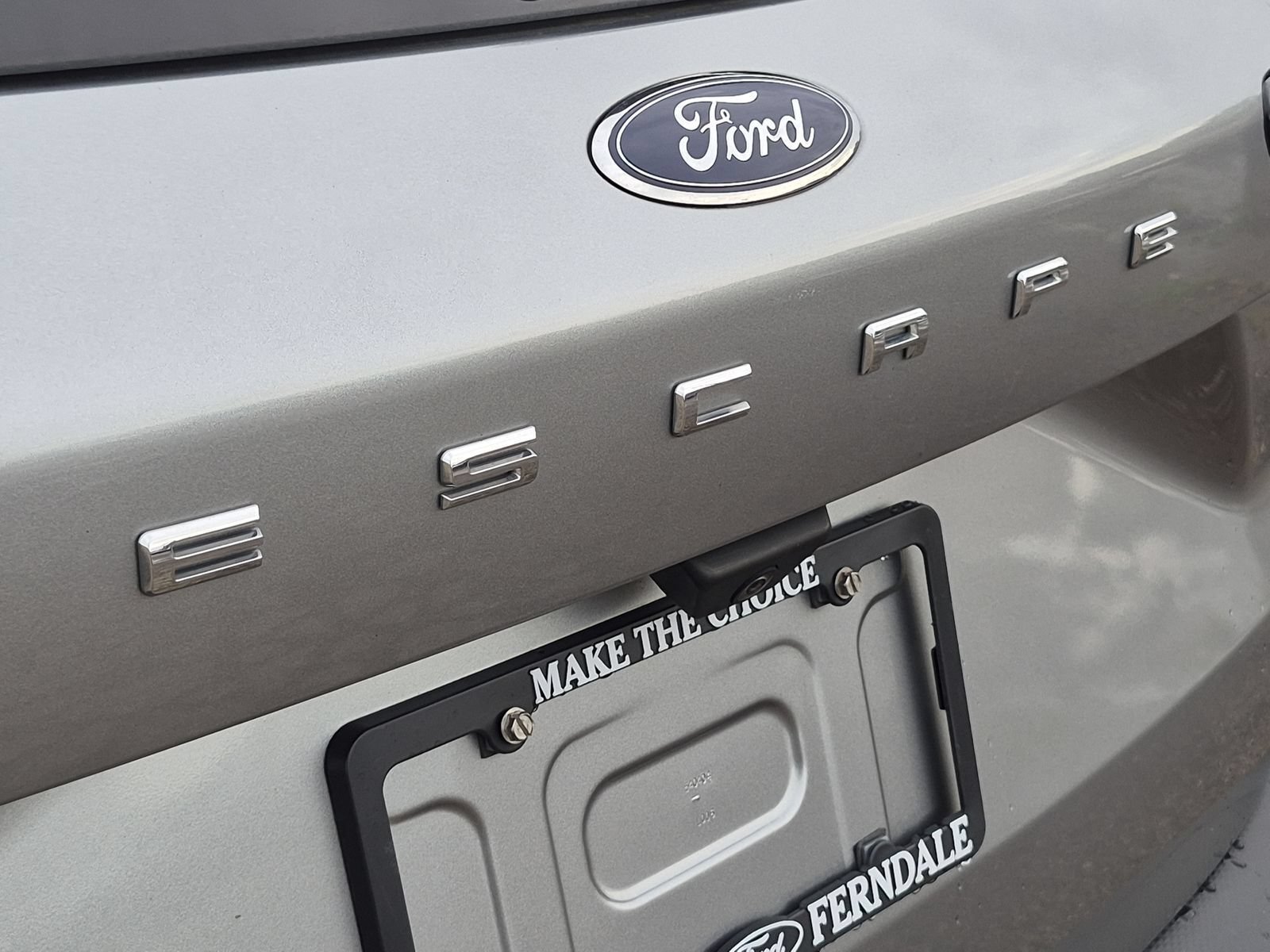 Used 2022 Ford Escape SE w/ SE Sport Appearance Package FWD image 13