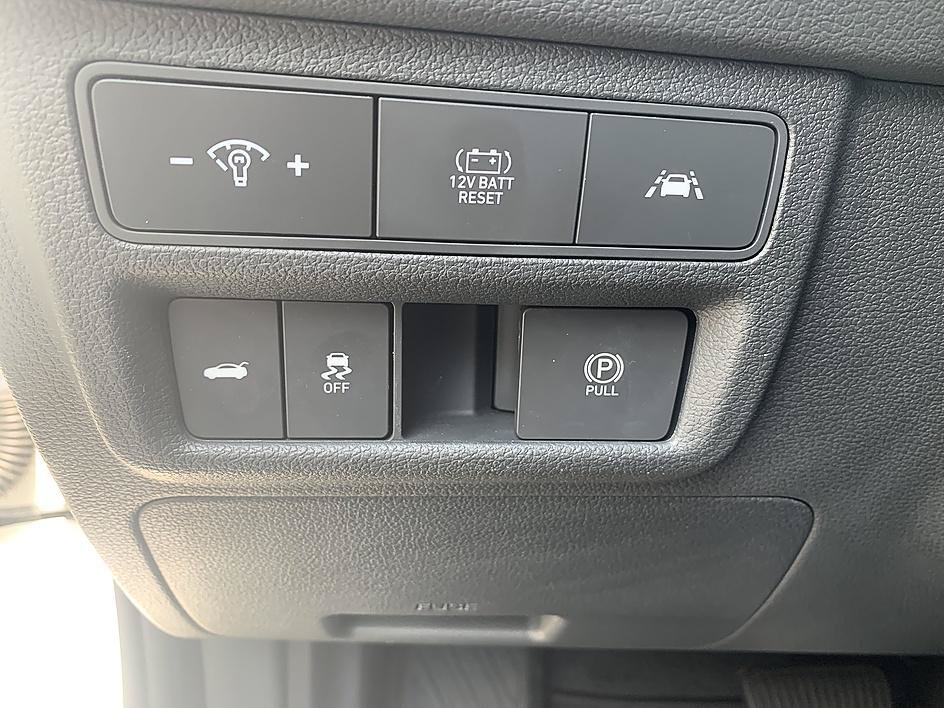 Used 2022 Hyundai Sonata Limited FWD image 22
