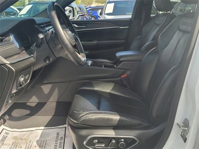 Used 2021 Jeep Grand Cherokee L Overland w/ Luxury Tech Group IV image 13