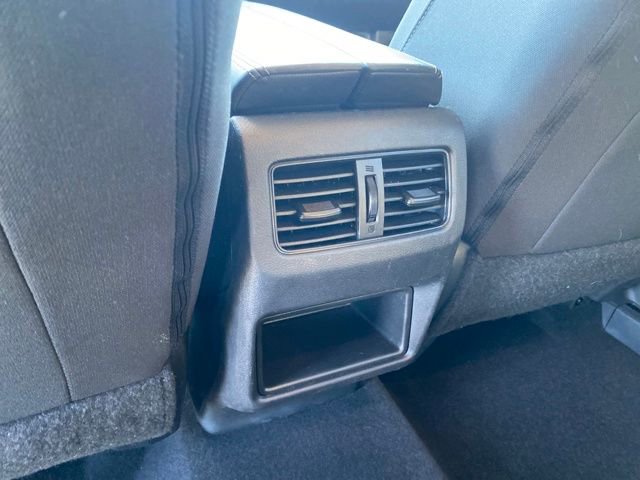 Used 2022 Nissan Rogue S image 17