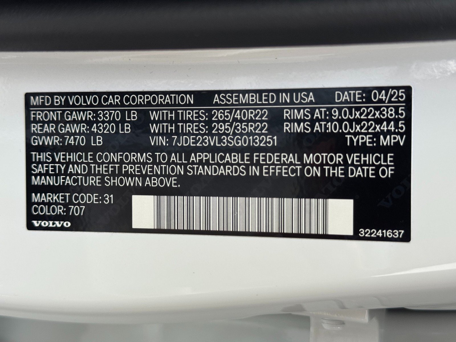 Used 2025 Volvo EX90 Ultra AWD/4WD image 44