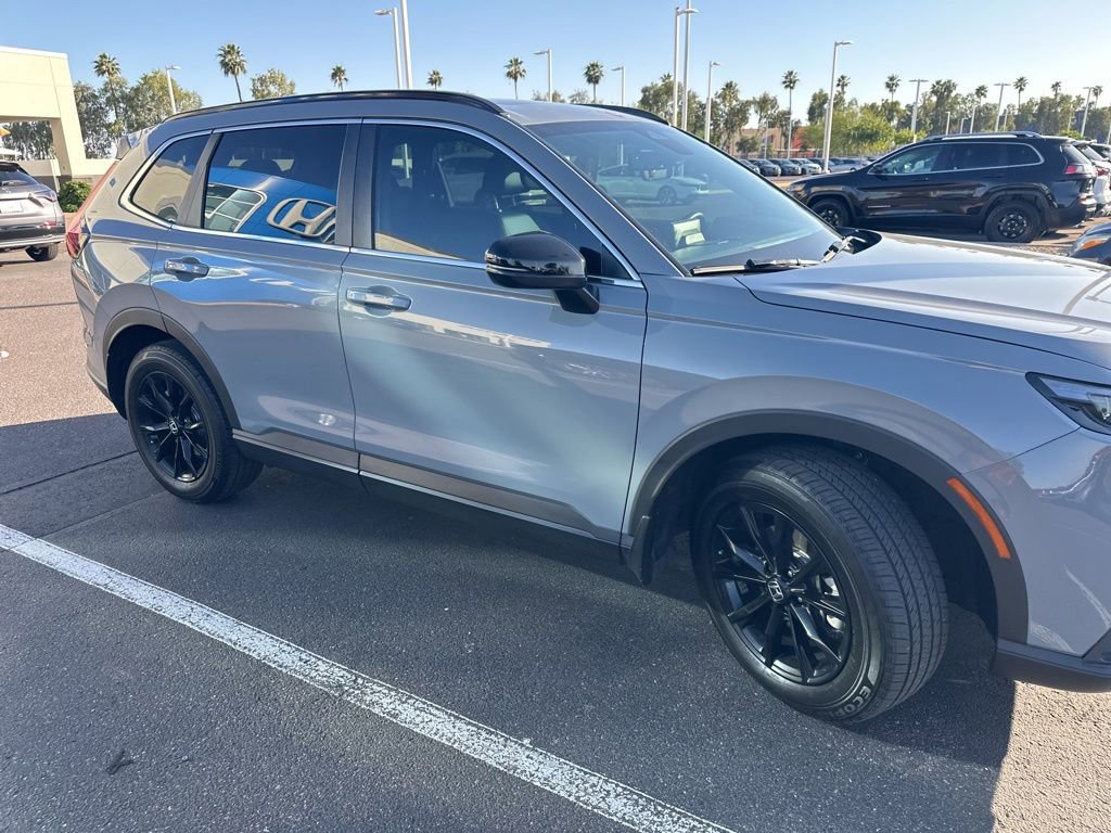 Used 2025 Honda CR-V Sport-L image 9