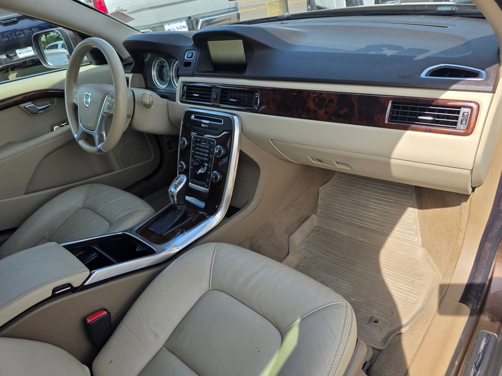 Used 2013 Volvo XC70 T6 AWD/4WD image 22