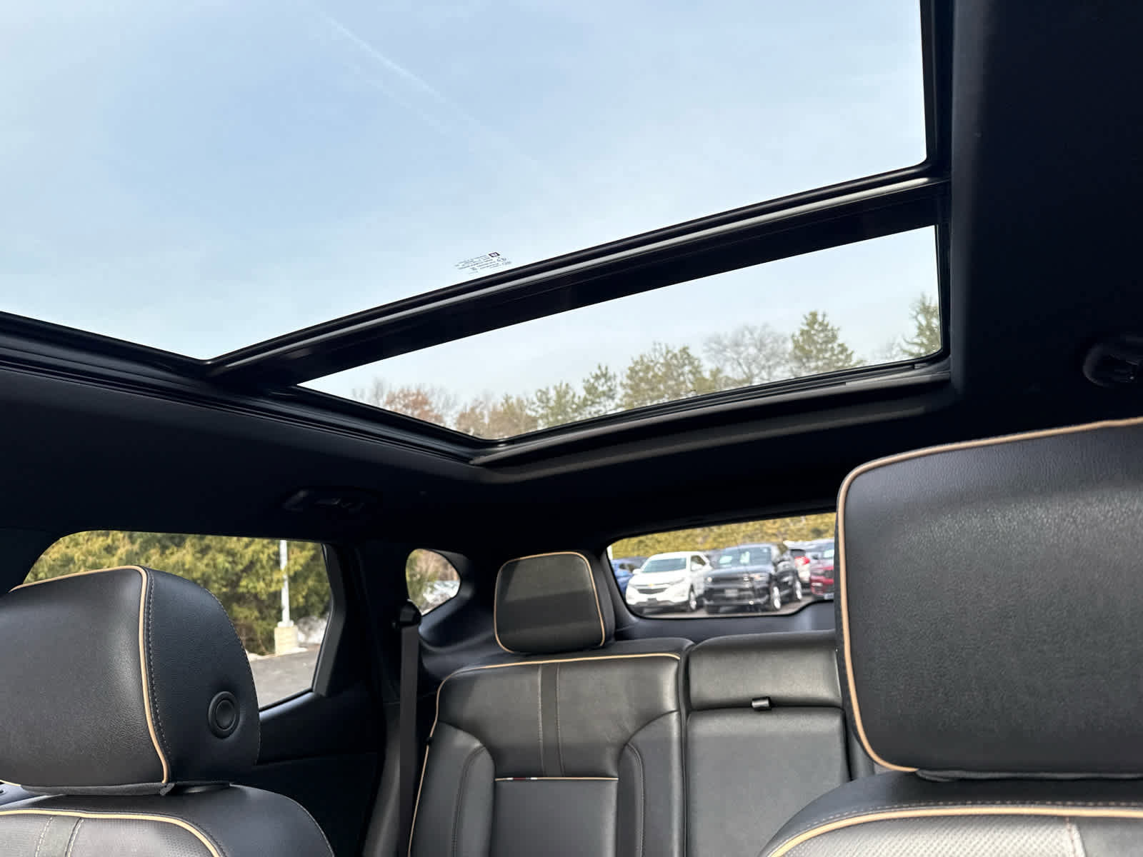 Used 2024 Chevrolet Blazer Premier w/ Driver Confidence II Package image 25