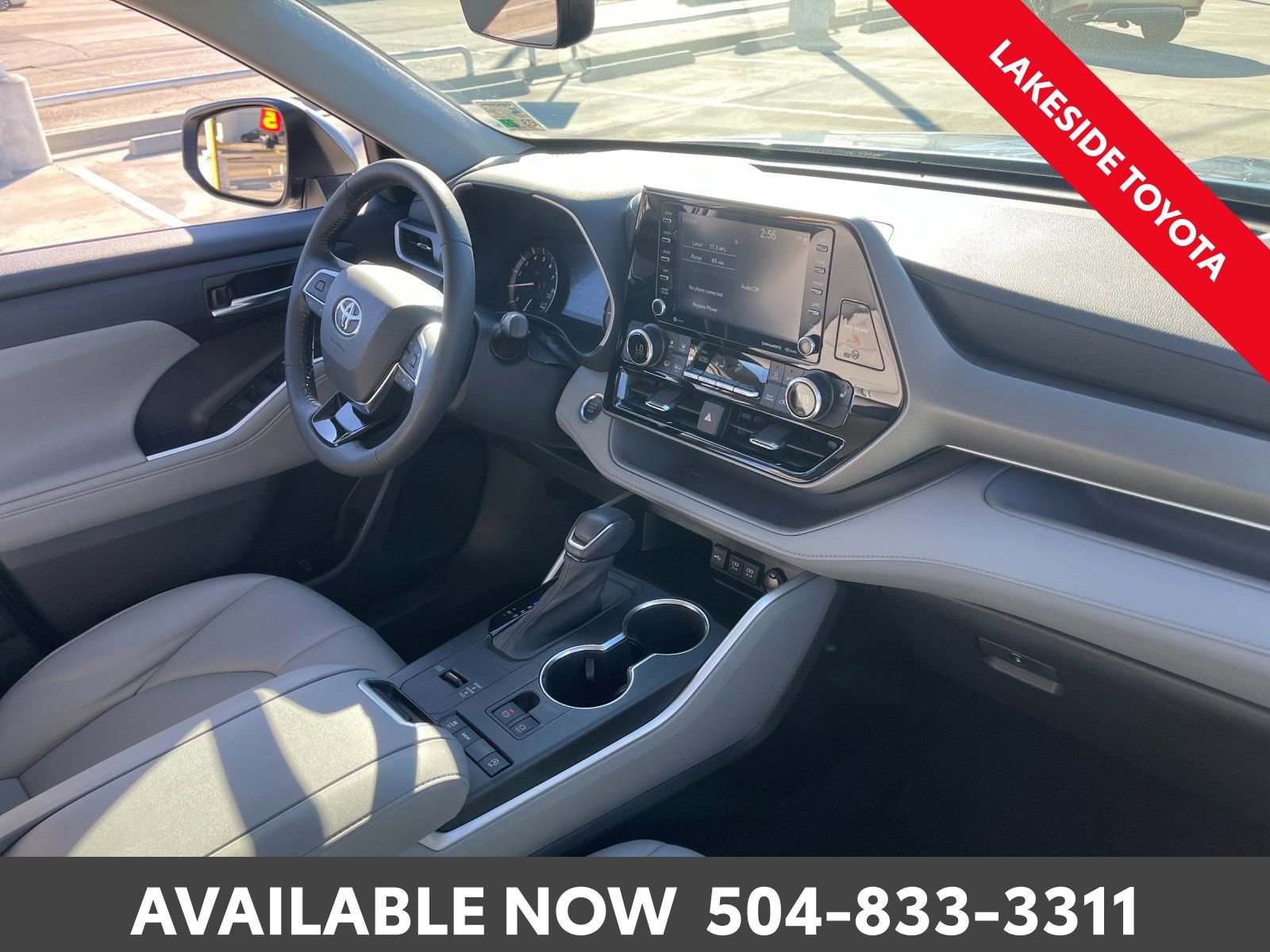 Used 2021 Toyota Highlander XLE image 16