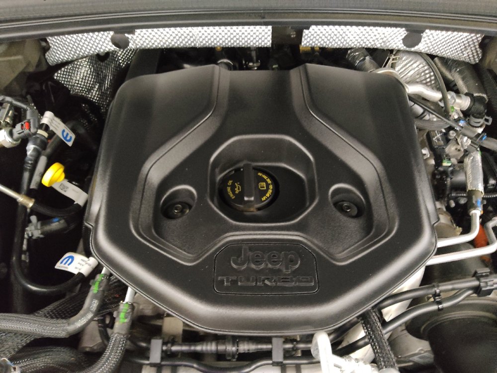 Used 2022 Jeep Grand Cherokee Overland w/ Advanced Protech Group III image 30