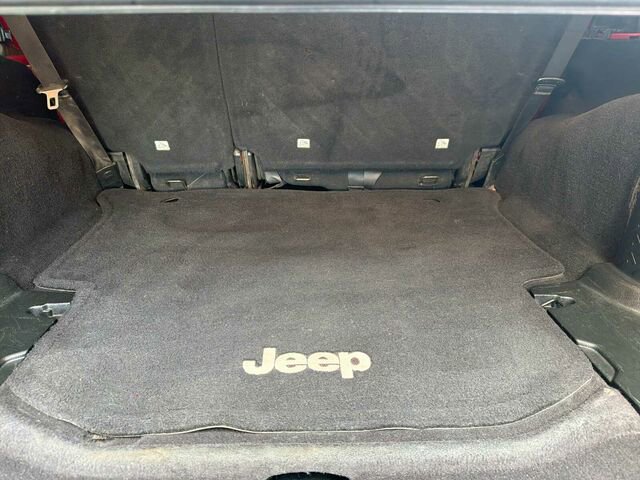 Used 2017 Jeep Wrangler Unlimited Sport w/ Connectivity Group image 19