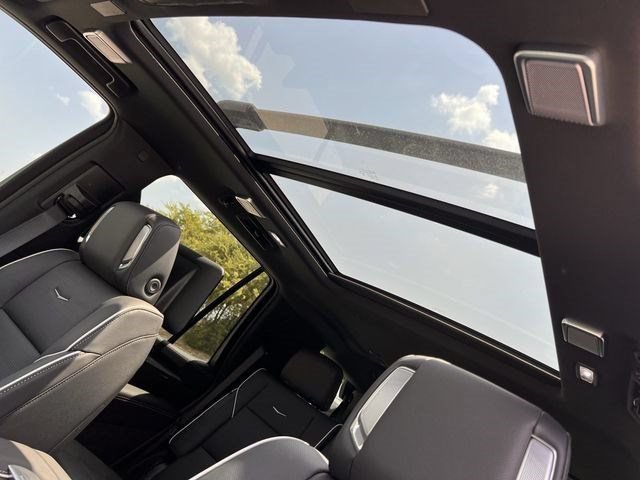 New 2026 Cadillac Escalade Sport w/ Touring Package AWD/4WD image 20