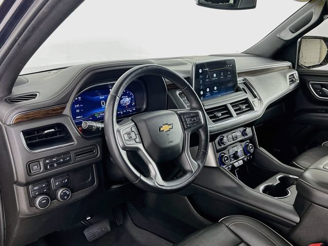 Used 2022 Chevrolet Tahoe Premier AWD/4WD image 38