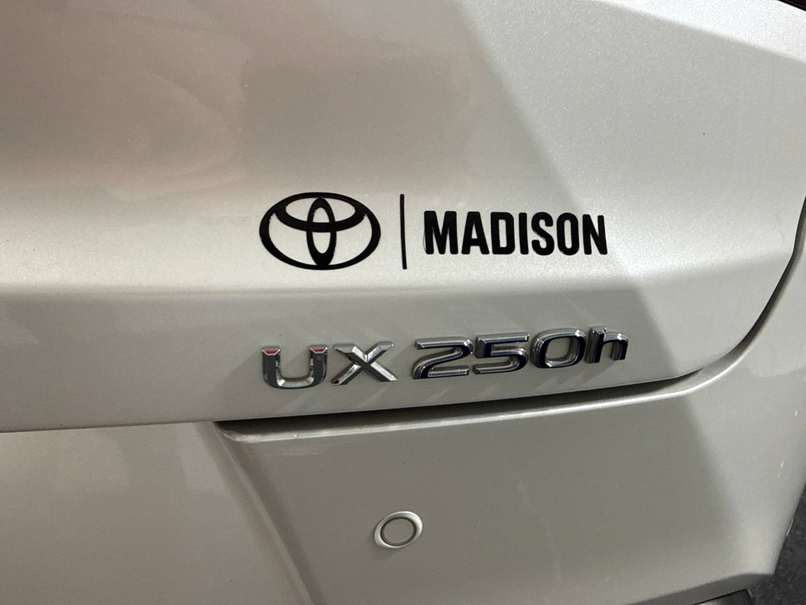 Used 2020 Lexus UX 250h w/ Premium Package AWD/4WD image 50