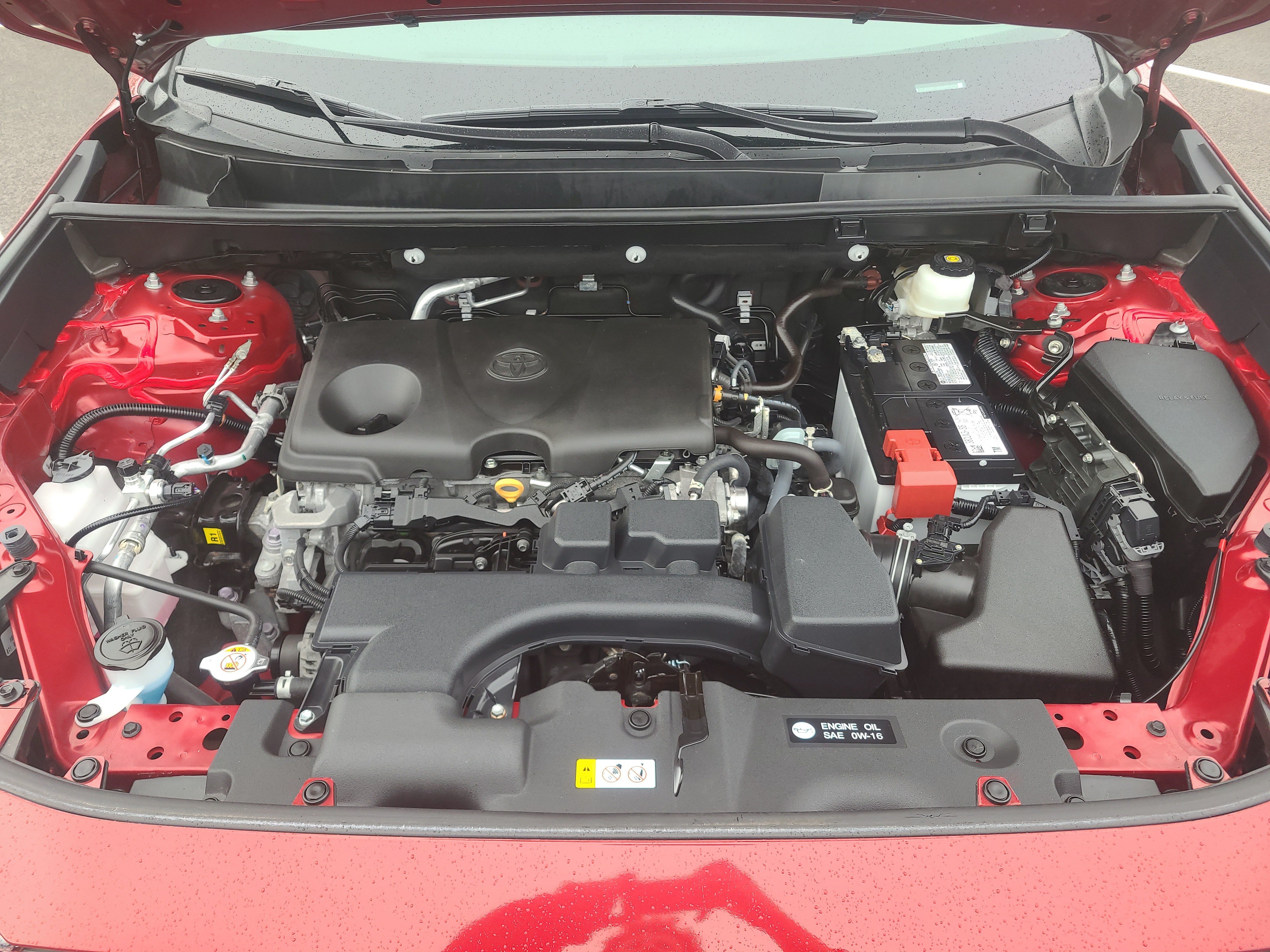 Used 2024 Toyota RAV4 LE AWD/4WD image 31